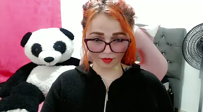 Snapshot of Alexatexa2929 chatting on 02-06-25, 02:22 Alexatexa2929 online show from 02-06-25, 02:22