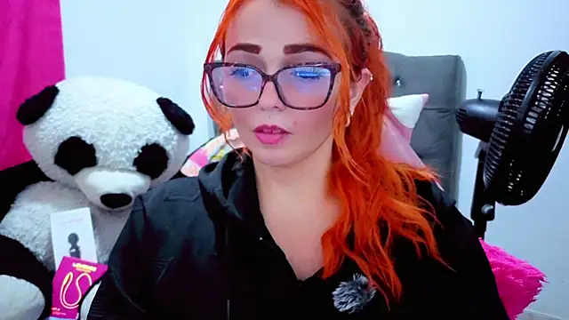 Snapshot of Alexatexa2929 chatting on 10-30-25, 10:21 Alexatexa2929 online show from 10-30-25, 10:21