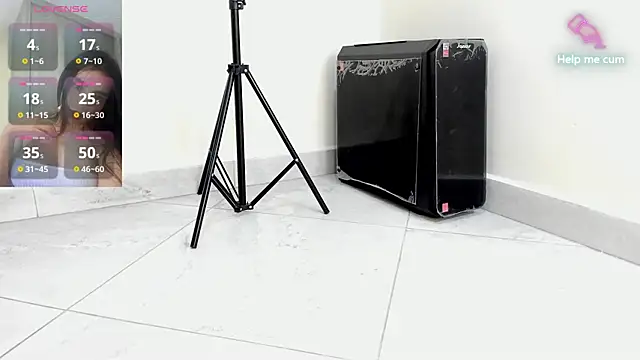 Snapshot of Swoni_leia chatting on 02-27-25, 06:40 Swoni leia online show from 02-27-25, 06:40