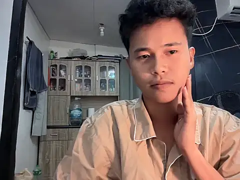 Asiantwink21 online show from 10-30-25, 12:28