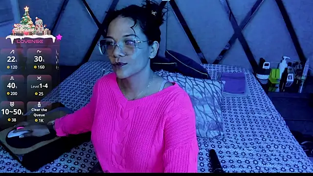 paula daniela1 online show from 12-30-24, 10:55