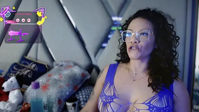 paula daniela1 online show from 10-20-25, 09:37