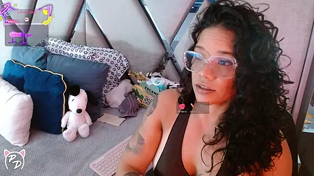paula daniela1 online show from 05-18-26, 09:31