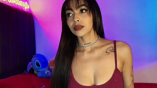 Snapshot of Alleanys_Cristal chatting on 10-20-25, 09:26 Alleanys Cristal online show from 10-20-25, 09:26