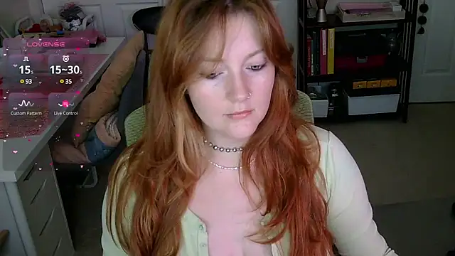 Snapshot of pinkmatter666 chatting on 03-09-25, 09:46 pinkmatter666 online show from 03-09-25, 09:46