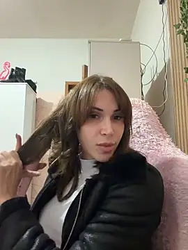 Irresistible24 online show from 05-10-26, 08:58