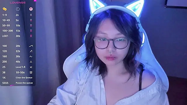 Snapshot of maydaykimmy chatting on 03-24-26, 09:09 maydaykimmy online show from 03-24-26, 09:09