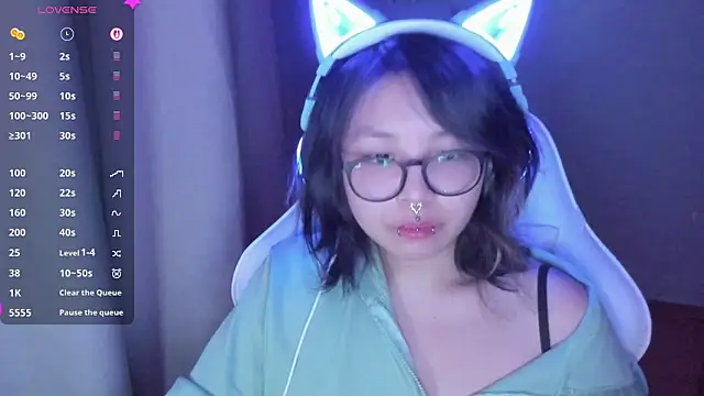 Snapshot of maydaykimmy chatting on 03-25-26, 10:27 maydaykimmy online show from 03-25-26, 10:27