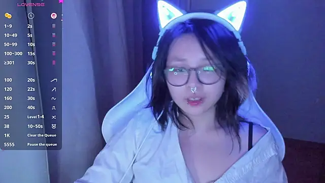 Snapshot of maydaykimmy chatting on 03-26-26, 09:09 maydaykimmy online show from 03-26-26, 09:09