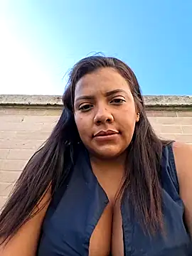 Snapshot of CanelitaPasion chatting on 02-03-26, 09:42 CanelitaPasion online show from 02-03-26, 09:42