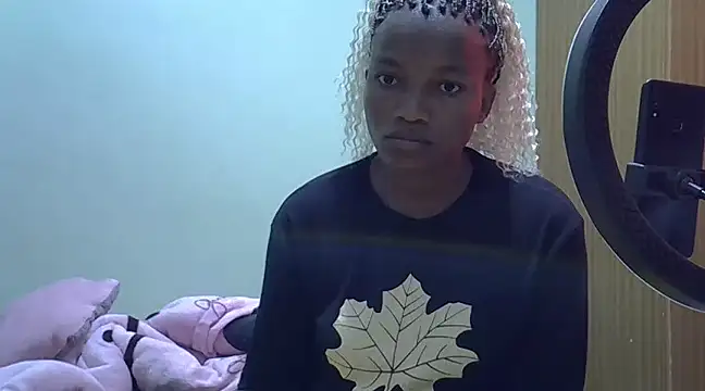 prettychoco1 online show from 12-26-24, 11:43