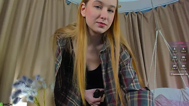 Sweett Monica online show from 03-07-26, 12:51