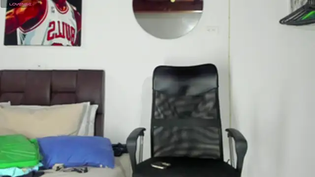 MikeRoss7777 online show from 01-25-25, 10:07