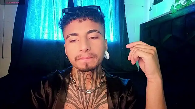 JuanCamiilo 66 online show from 05-26-26, 01:07