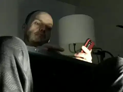 Snapshot of caressonnous chatting on 12-03-24, 10:40 caressonnous online show from 12-03-24, 10:40
