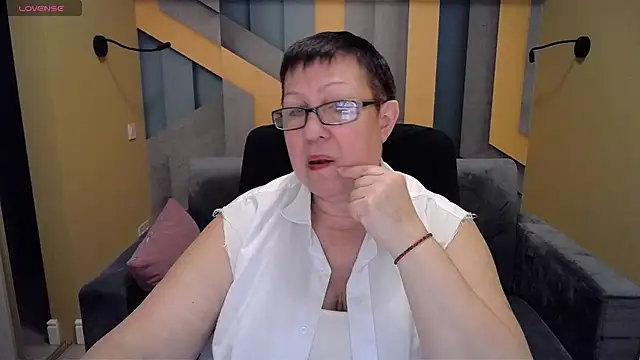 BarbaraTurners online show from 12-22-24, 06:48