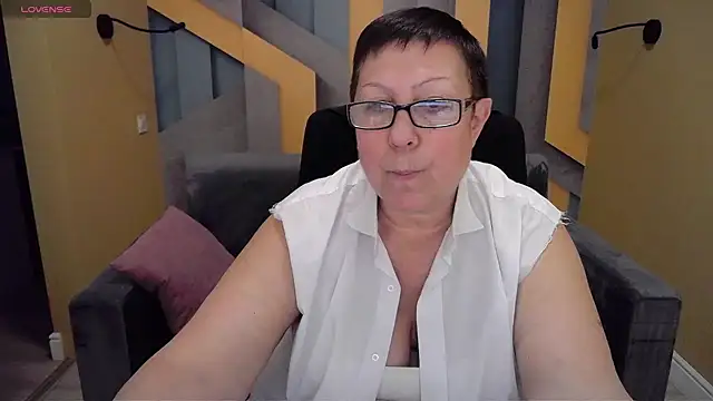 BarbaraTurners online show from 12-27-24, 03:42