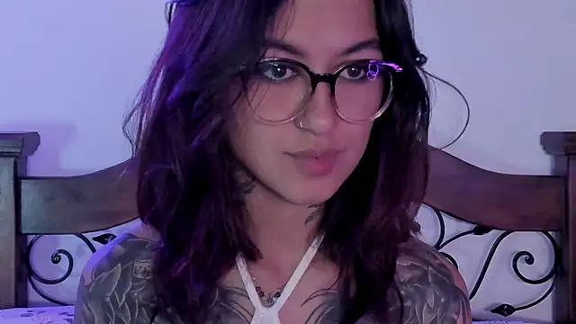 Snapshot of noemi_foxxx chatting on 01-05-25, 08:32 noemi foxxx online show from 01-05-25, 08:32