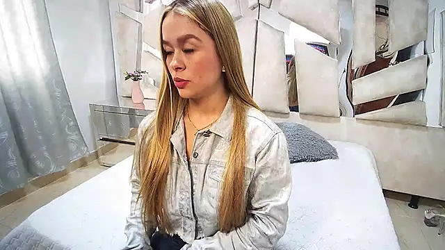 Natalyefoster online show from 12-07-24, 05:31