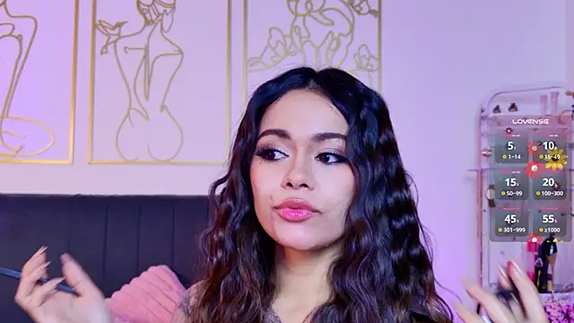 Snapshot of summer_holiday chatting on 09-22-25, 06:37 summer holiday online show from 09-22-25, 06:37