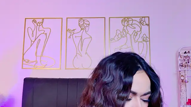 Snapshot of summer_holiday chatting on 09-28-25, 12:10 summer holiday online show from 09-28-25, 12:10