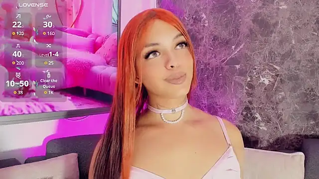 Emmaa Saenz  online show from 12-31-24, 03:53