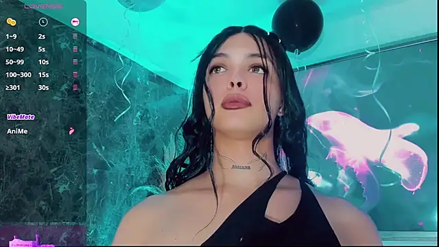 Emmaa Saenz  online show from 09-19-25, 07:58