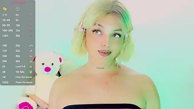 Emmaa Saenz  online show from 03-21-26, 10:46