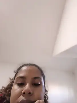 Snapshot of Vidiia chatting on 03-29-26, 09:59 Vidiia online show from 03-29-26, 09:59