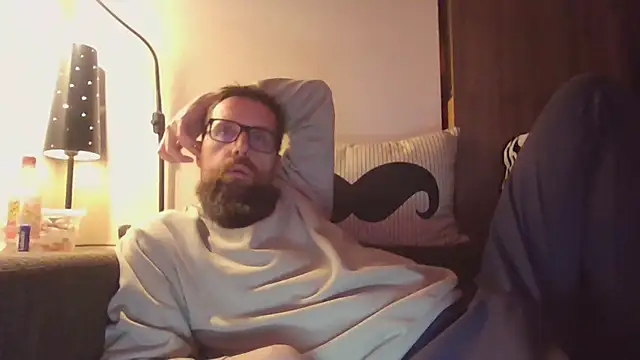 Snapshot of MeSteff chatting on 03-21-25, 08:29 MeSteff online show from 03-21-25, 08:29