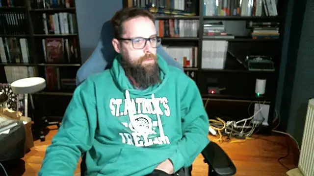 Snapshot of MeSteff chatting on 03-22-25, 10:15 MeSteff online show from 03-22-25, 10:15