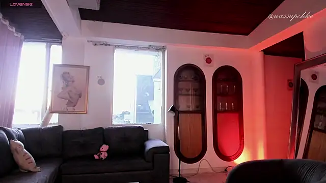 misschloe   online show from 01-29-25, 11:04