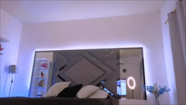 Snapshot of niiaa1 chatting on 02-22-25, 03:01 niiaa1 online show from 02-22-25, 03:01