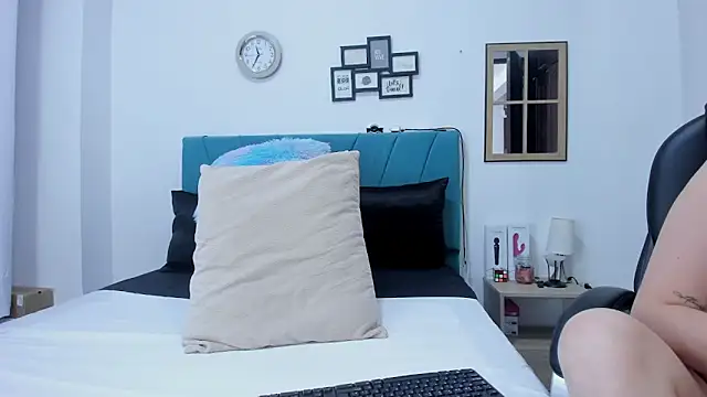 kamila lopez online show from 02-08-26, 07:28