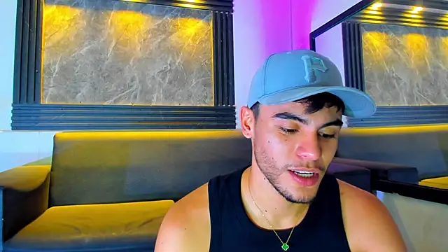 liam genner  online show from 11-03-25, 08:10