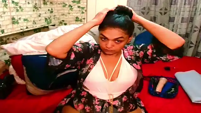 Indian Blaze00 online show from 03-01-25, 07:26