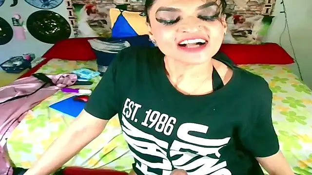 Indian Blaze00 online show from 09-21-25, 03:35