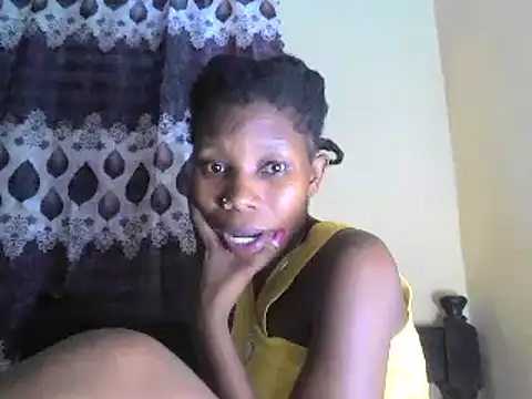 Snapshot of smallnaughtygirl chatting on 02-16-25, 06:32 smallnaughtygirl online show from 02-16-25, 06:32