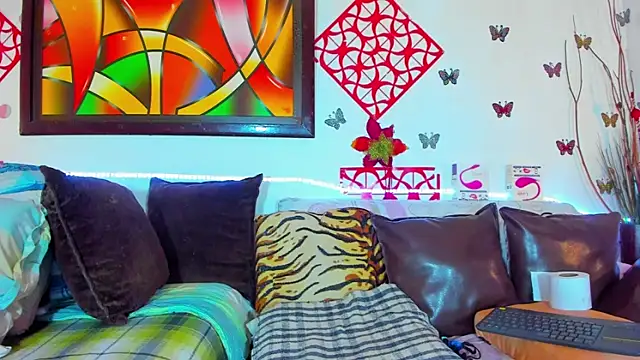 SQUIRTBRUNETE online show from 05-04-26, 10:39