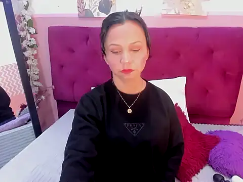 candysmitxxx online show from 05-05-26, 03:36