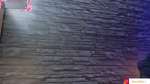 Snapshot of Rose_baker_ chatting on 09-21-25, 09:49 Rose baker online show from 09-21-25, 09:49