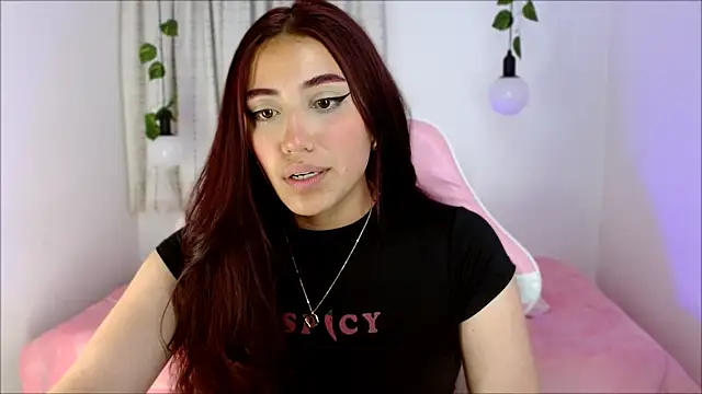 Snapshot of veronicaxx69 chatting on 12-29-24, 06:03 veronicaxx69 online show from 12-29-24, 06:03