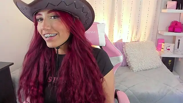 Snapshot of veronicaxx69 chatting on 11-02-25, 03:20 veronicaxx69 online show from 11-02-25, 03:20