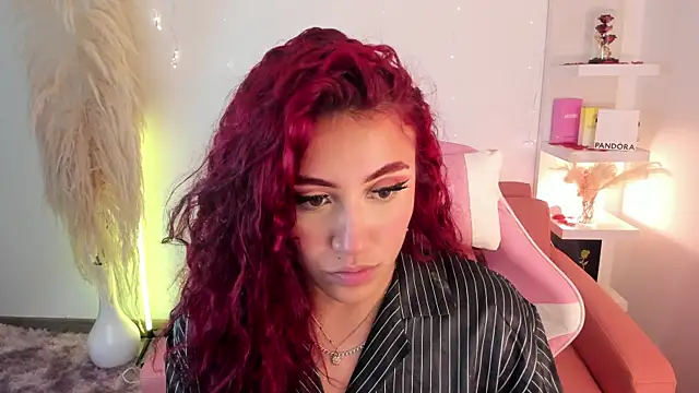veronicaxx69 online show from 04-28-26, 03:11