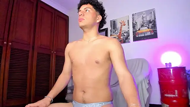 Curlblue online show from 03-18-25, 04:15