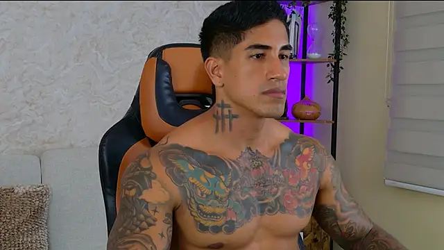 AdanReilly online show from 12-11-24, 11:32