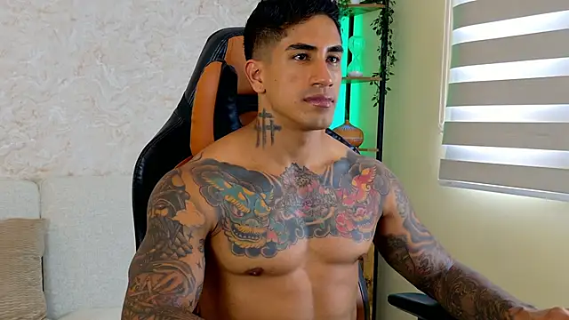 AdanReilly online show from 03-21-25, 07:46