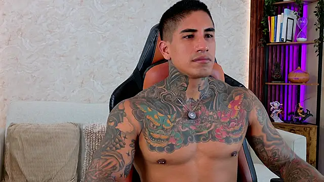 AdanReilly online show from 05-03-26, 03:51