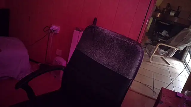 Lia Y PatrickX online show from 02-15-25, 08:33