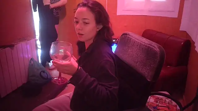 Lia Y PatrickX online show from 11-26-25, 08:37